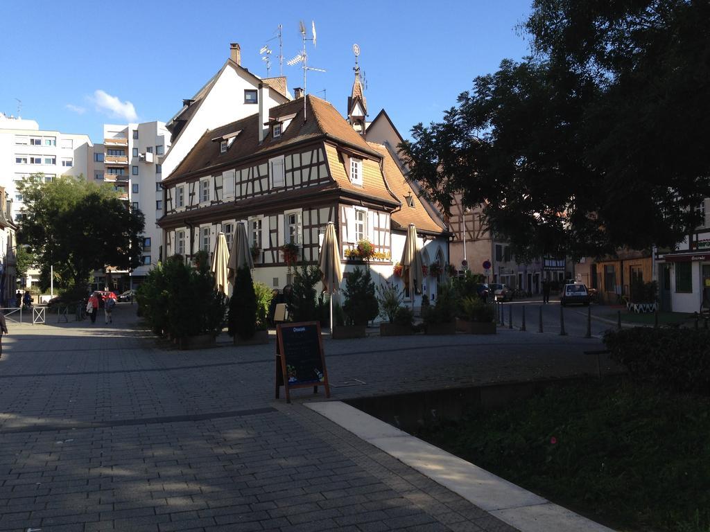 Les Appartements Du Renard Strasbourg Exterior photo